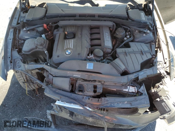 2009 BMW 1 Series 128i z VIN WBAUP73579VF06955, wystawiony jako Copart lot #68562684 z przebiegiem Nie podano mil oraz Szkoda całkowita • Salvage title. Historia ofert i sprzedaży dostępna na DreamBid. Obrazek 13.