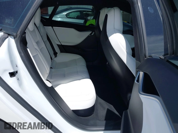2018 Tesla Model S 75D with VIN 5YJSA1E25JF245269, listed as a IAAI auction lot 41914567 with 56,086 mi miles and . Bid and sale history available at DreamBid. Image 8.