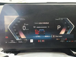 2023 BMW X1 xDrive28i z VIN WBX73EF04P5W99465, wystawiony jako Copart lot #55800655 z przebiegiem 53 799 mil mil oraz Tytuł czysty. Historia ofert i sprzedaży dostępna na DreamBid. Obrazek 9.