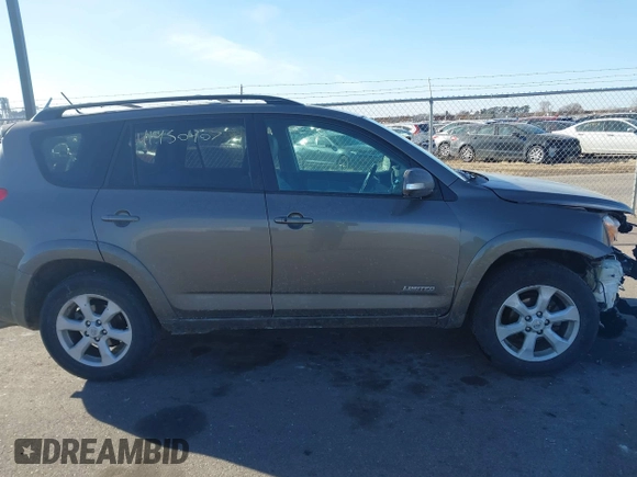 2011 Toyota RAV4 Limited с VIN 2T3DF4DV9BW173561, выставлен на аукционе IAAI как лот 41450407 с пробегом 126 053 миль миль и . История ставок и продаж доступна на DreamBid. Изображение 13.