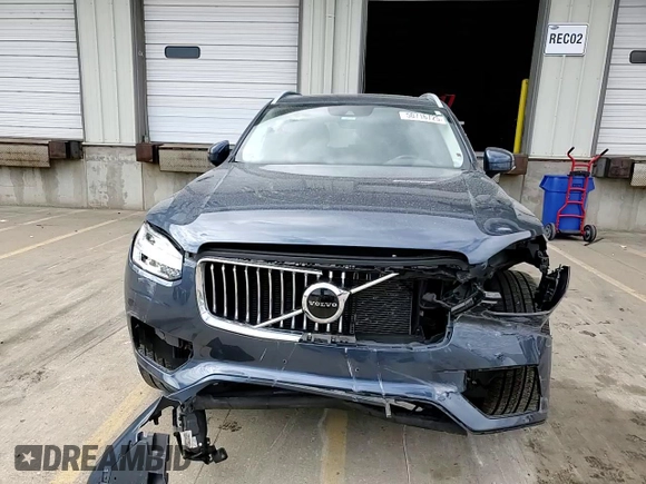 2020 Volvo XC90 Momentum with VIN YV4102PK8L1531384, listed as a Copart auction lot 50716725 with 76,389 mi miles and Salvage Title. Bid and sale history available at carsss.com. Image 11.