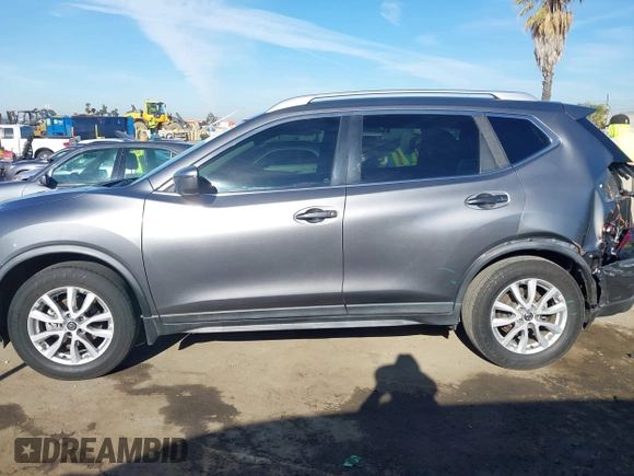 2019 Nissan Rogue SV with VIN KNMAT2MTXKP549372, listed as a IAAI auction lot 41882401 with 41,027 mi miles. Bid and sale history available at carsss.com. Image 14.