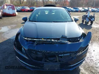 2017 Buick LaCrosse Essence with VIN 1G4ZP5SS4HU126375, listed as a IAAI auction lot 41988131 with 121,999 mi miles. Bid and sale history available at carsss.com. Image 12.