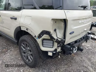 2025 Ford Bronco Sport Big Bend with VIN 3FMCR9BN7SRE17761, listed as a IAAI auction lot 42150064 with 4,545 mi miles and . Bid and sale history available at DreamBid. Image 21.