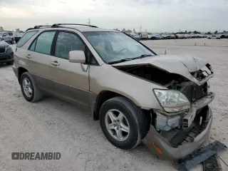 2003 Lexus RX 300 with VIN JTJGF10UX30150298, listed as a Copart auction lot 68138514 with 295,600 mi miles and Salvage Title. Bid and sale history available at carsss.com. Image 4.