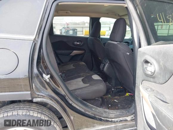 2017 Jeep Cherokee Sport с VIN 1C4PJLAB7HW669467, выставлен на аукционе IAAI как лот 41849030 с пробегом 170 265 миль миль и . История ставок и продаж доступна на DreamBid. Изображение 8.