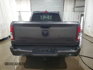2024 Ram 1500 Big Horn z VIN 1C6RRFBG5RN156763, wystawiony jako Copart lot #50502885 z przebiegiem 8 329 mil mil oraz Szkoda całkowita • Salvage title. Historia ofert i sprzedaży dostępna na DreamBid. Obrazek 6.