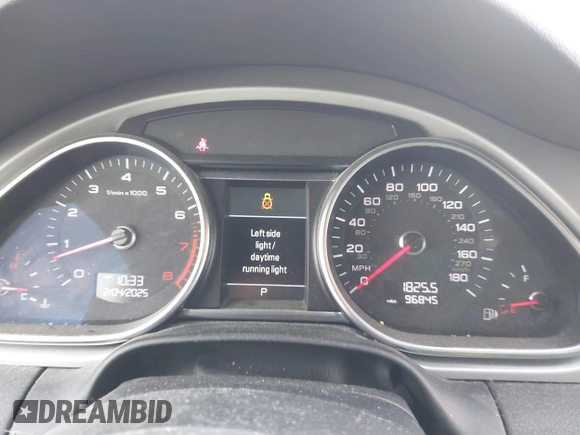 2015 Audi Q7 3.0T S line Prestige with VIN WA1DGAFE7FD006783, listed as a IAAI auction lot 41464002 with 96,845 mi miles. Bid and sale history available at carsss.com. Image 7.