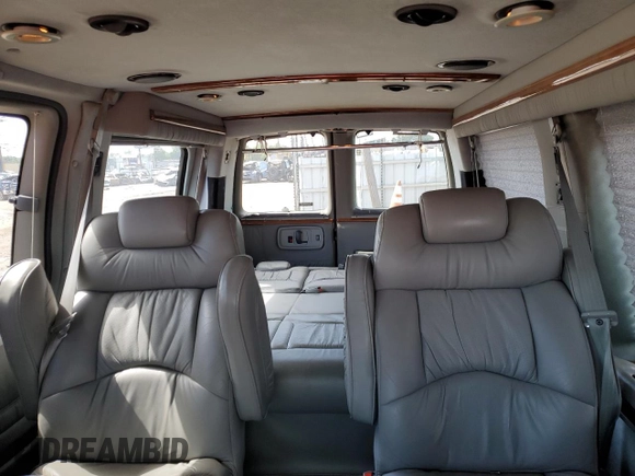 2000 Chevrolet Express Cargo YF7 with VIN 1GBFG15R6Y1185264, listed as a Copart auction lot 61132965 with 147,777 mi miles and Salvage title. Bid and sale history available at DreamBid. Image 10.