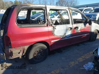 2005 Kia Sedona LX with VIN KNDUP132156730729, listed as a IAAI auction lot 41327725 with 1 mi miles. Bid and sale history available at carsss.com. Image 4.
