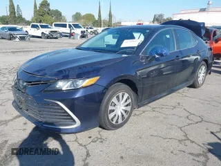 2022 Toyota Camry Hybrid LE with VIN 4T1C31AK7NU042879, listed as a IAAI auction lot 41729943 with 83,941 mi miles. Bid and sale history available at carsss.com. Image 18.