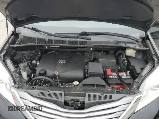 2017 Toyota Sienna XLE Auto Access Seat with VIN 5TDYZ3DC4HS777434, listed as a Copart auction lot 51020675 with 85,062 mi miles and Salvage Title. Bid and sale history available at carsss.com. Image 12.