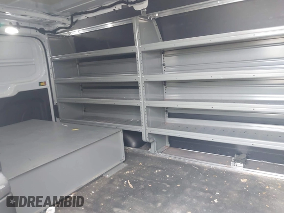 2019 Ford Transit z VIN 1FTYE1ZM5KKB61368, wystawiony jako IAAI lot #42232514 z przebiegiem 65 348 mil mil oraz . Historia ofert i sprzedaży dostępna na DreamBid. Obrazek 8.