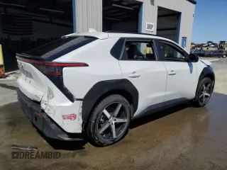 2023 Toyota bZ4X XLE z VIN JTMAAAAA6PA027254, wystawiony jako Copart lot #52069895 z przebiegiem 52 322 mil mil oraz Tytuł czysty. Historia ofert i sprzedaży dostępna na DreamBid. Obrazek 3.