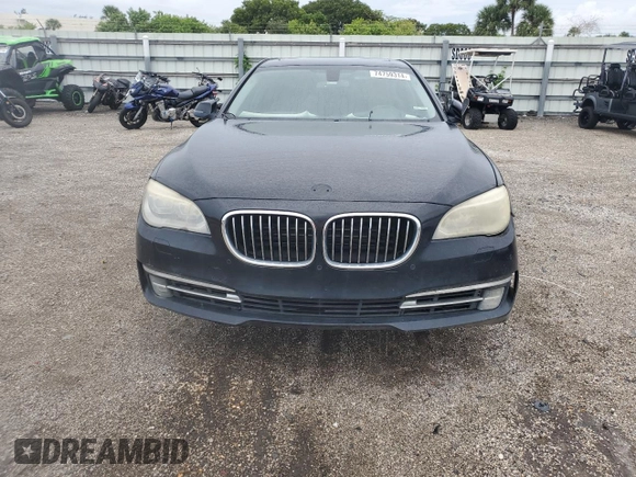 2013 BMW 7 Series 750i xDrive z VIN WBAYB6C53DC997908, wystawiony jako Copart lot #74759314 z przebiegiem Nie podano mil oraz Szkoda całkowita • Salvage title. Historia ofert i sprzedaży dostępna na DreamBid. Obrazek 5.