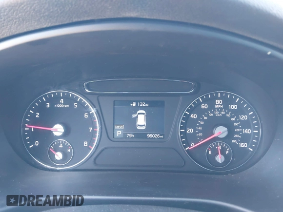2019 Kia Sorento L with VIN 5XYPG4A32KG533121, listed as a IAAI auction lot 41762827 with 96,026 mi miles. Bid and sale history available at carsss.com. Image 7.