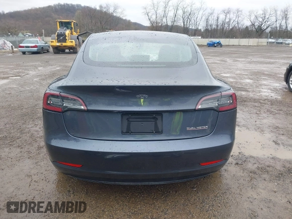 2020 Tesla Model 3 Performance z VIN 5YJ3E1EC9LF601713, wystawiony jako IAAI lot #41888617 z przebiegiem 70 517 mil mil oraz . Historia ofert i sprzedaży dostępna na DreamBid. Obrazek 17.
