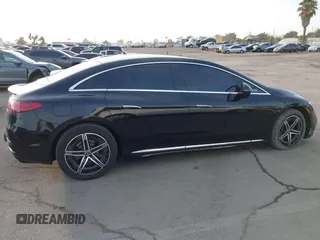 2023 Mercedes-Benz EQE 350 z VIN W1KEG1CB4PF027476, wystawiony jako IAAI lot #40777410 z przebiegiem 7 276 mil mil oraz . Historia ofert i sprzedaży dostępna na DreamBid. Obrazek 13.