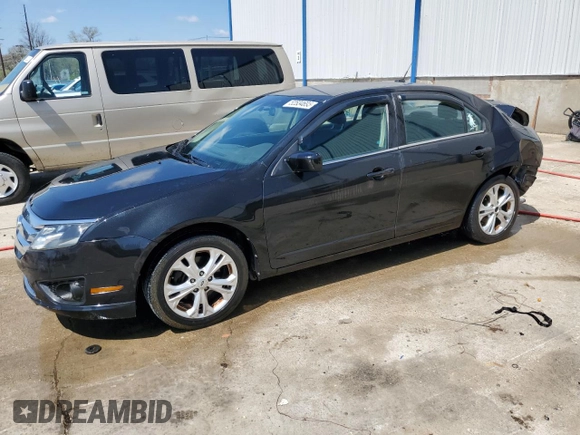 2012 Ford Fusion SE z VIN 3FAHP0HG8CR421796, wystawiony jako Copart lot #52534695 z przebiegiem 186 448 mil mil oraz Nie do naprawy • Non repairable. Historia ofert i sprzedaży dostępna na DreamBid. Obrazek 1.