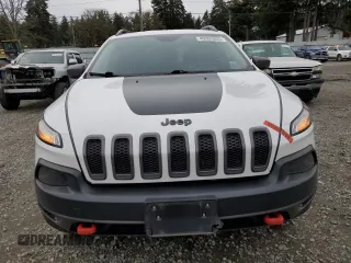 2017 Jeep Cherokee Trailhawk L Plus with VIN 1C4PJMBS3HD237118, listed as a Copart auction lot 49303805 with 120,581 mi miles and Salvage Title. Bid and sale history available at carsss.com. Image 5.