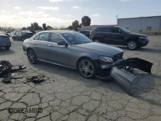 2017 Mercedes-Benz E-Class E 300 Luxury with VIN WDDZF4JB1HA215881, listed as a Copart auction lot 53971275 with 73,580 mi miles and Salvage Title. Bid and sale history available at carsss.com. Image 4.