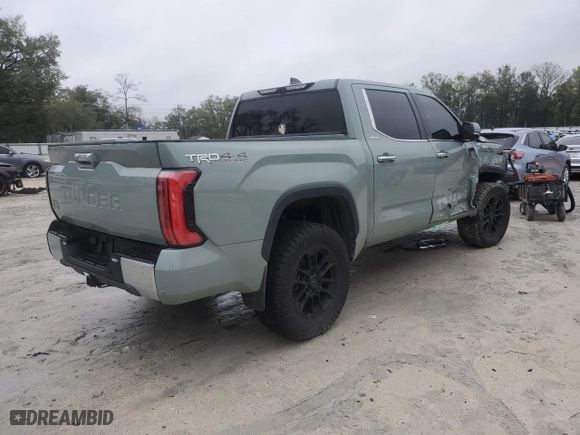 2022 Toyota Tundra 4WD Limited with VIN 5TFJA5DB8NX035443, listed as a Copart auction lot 45627965 with 32,805 mi miles and Salvage Title. Bid and sale history available at carsss.com. Image 3.