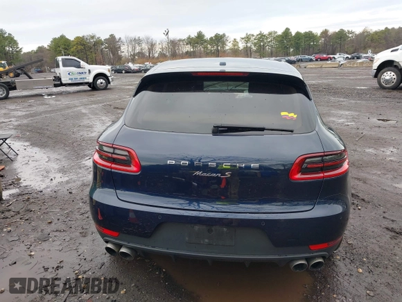 2015 Porsche Macan S with VIN WP1AB2A5XFLB66858, listed as a IAAI auction lot 41942974 with 110,325 mi miles. Bid and sale history available at carsss.com. Image 16.
