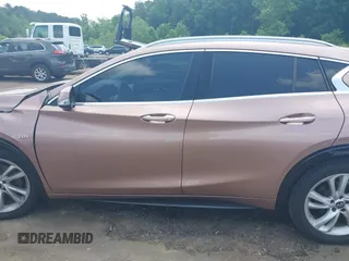 2019 Infiniti QX30 Luxe с VIN SJKCH5CP4KA008012, выставлен на аукционе IAAI как лот 42293620 с пробегом 94 053 миль миль и . История ставок и продаж доступна на DreamBid. Изображение 15.