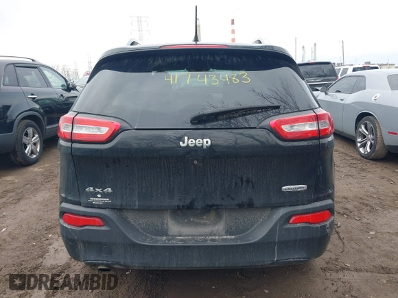 2016 Jeep Cherokee 75th Anniversary with VIN 1C4PJMCB7GW163641, listed as a IAAI auction lot 41743483 with 155,402 mi miles. Bid and sale history available at carsss.com. Image 17.