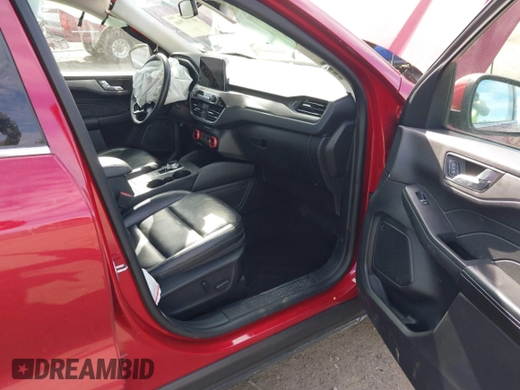 2021 Ford Escape Titanium with VIN 1FMCU9J9XMUA70800, listed as a IAAI auction lot 41717946 with Not Provided miles and . Bid and sale history available at carsss.com. Image 5.