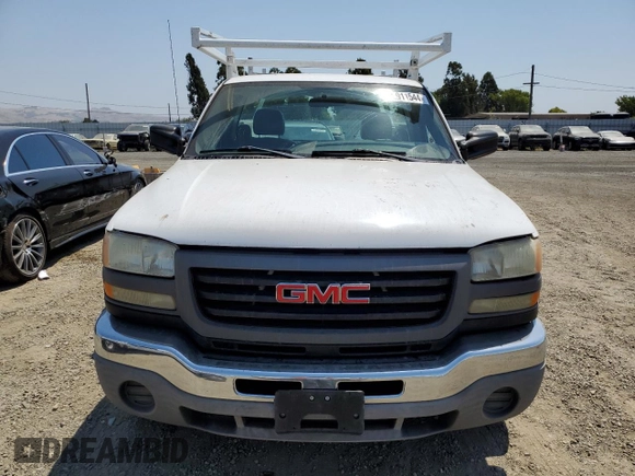 2006 GMC Sierra 1500 with VIN 1GDHC24U36E161212, listed as a Copart auction lot 62911544 with 247,966 mi miles and Salvage Title. Bid and sale history available at DreamBid. Image 5.