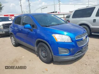 2015 Chevrolet Trax LS with VIN KL7CJKSB4FB172594, listed as a IAAI auction lot 40430275 with 83,543 mi miles. Bid and sale history available at carsss.com. Image 1.