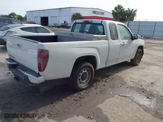 2012 Chevrolet Colorado Work Truck with VIN 1GCESBF90C8142937, listed as a IAAI auction lot 42088633 with 186,515 mi miles. Bid and sale history available at carsss.com. Image 4.