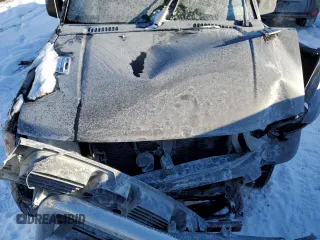 2000 Nissan Frontier XE z VIN 1N6DD21S5YC399092, wystawiony jako Copart lot #89199395 z przebiegiem 170 742 mil mil oraz Czysty tytuł • Clean title. Historia ofert i sprzedaży dostępna na DreamBid. Obrazek 11.