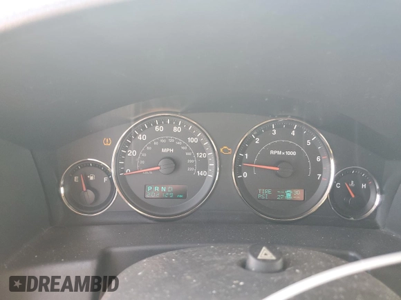2006 Jeep Commander Limited с VIN 1J8HH58206C226585, выставлен на аукционе Copart как лот 72011364 с пробегом 202 129 миль миль и Списание • Salvage title. История ставок и продаж доступна на DreamBid. Изображение 9.