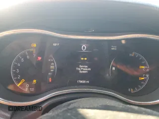 2014 Jeep Grand Cherokee Laredo with VIN 1C4RJFAG4EC309155, listed as a Copart auction lot 46135235 with 179,635 mi miles and Salvage Title. Bid and sale history available at carsss.com. Image 9.