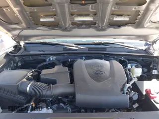2021 Toyota Tacoma SR5 with VIN 3TMAZ5CN5MM156116, listed as a IAAI auction lot 42017208 with 34,410 mi miles and . Bid and sale history available at DreamBid. Image 10.