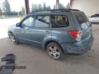 2009 Subaru Forester X с VIN JF2SH63659H767055, выставлен на аукционе IAAI как лот 42116951 с пробегом 156 136 миль миль и . История ставок и продаж доступна на DreamBid. Изображение 3.