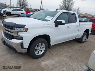 2019 Chevrolet Silverado 1500 LT with VIN 1GCRYDED3KZ216524, listed as a IAAI auction lot 41935467 with 58,686 mi miles. Bid and sale history available at carsss.com. Image 2.