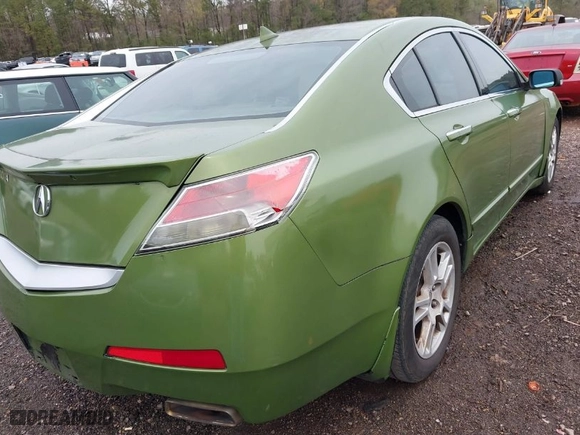 2009 Acura TL Tech with VIN 19UUA86589A004046, listed as a IAAI auction lot 41835796 with 267,807 mi miles. Bid and sale history available at carsss.com. Image 6.