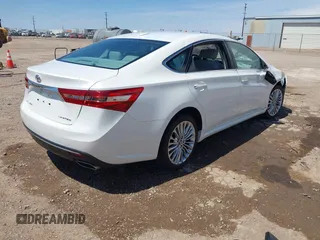 2018 Toyota Avalon XLE with VIN 4T1BK1EB3JU275676, listed as a IAAI auction lot 42045852 with 17,015 mi miles. Bid and sale history available at carsss.com. Image 4.