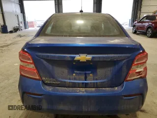 2019 Chevrolet Sonic LS z VIN 1G1JB5SB8K4133569, wystawiony jako Copart lot #41665665 z przebiegiem 64 664 mil mil oraz Szkoda całkowita • Salvage title. Historia ofert i sprzedaży dostępna na DreamBid. Obrazek 6.
