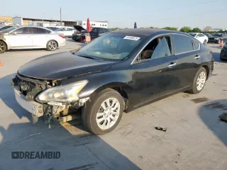 2014 Nissan Altima 2.5 with VIN 1N4AL3AP7EC200832, listed as a Copart auction lot 53495875 with 214,422 mi miles and Clean Title. Bid and sale history available at DreamBid. Image 1.