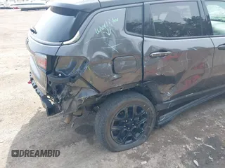2021 Jeep Compass Trailhawk с VIN 3C4NJDDB3MT529263, выставлен на аукционе IAAI как лот 41943426 с пробегом 96 133 миль миль и . История ставок и продаж доступна на DreamBid. Изображение 6.