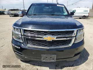 2019 Chevrolet Suburban LT with VIN 1GNSKHKC3KR117263, listed as a Copart auction lot 52772655 with 189,917 mi miles and Clean Title. Bid and sale history available at carsss.com. Image 5.