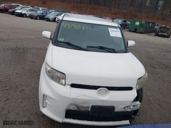2015 Scion xB with VIN JTLZE4FE1FJ072030, listed as a IAAI auction lot 40896046 with NaN miles. Bid and sale history available at carsss.com. Image 13.