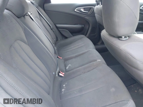 2015 Chrysler 200 Limited with VIN 1C3CCCAB4FN603345, listed as a IAAI auction lot 41960717 with 175,737 mi miles. Bid and sale history available at carsss.com. Image 8.