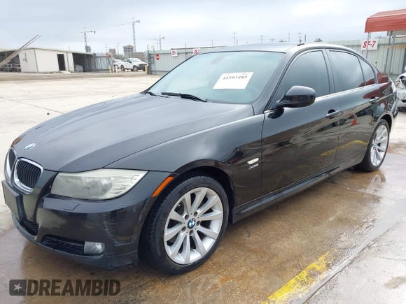 2011 BMW 3 Series 328i xDrive with VIN WBAPK7C59BF082168, listed as a IAAI auction lot 41593485 with 203,099 mi miles. Bid and sale history available at carsss.com. Image 19.
