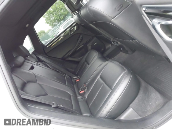 2020 Porsche Macan with VIN WP1AA2A50LLB05839, listed as a IAAI auction lot 42488259 with 62,447 mi miles and . Bid and sale history available at DreamBid. Image 8.