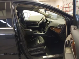 2013 Lincoln MKX with VIN 2LMDJ8JK2DBL18834, listed as a IAAI auction lot 41898580 with 147,543 mi miles and . Bid and sale history available at DreamBid. Image 5.